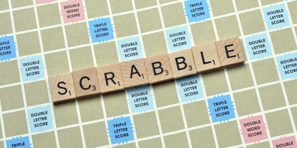 play scrabble against the computer